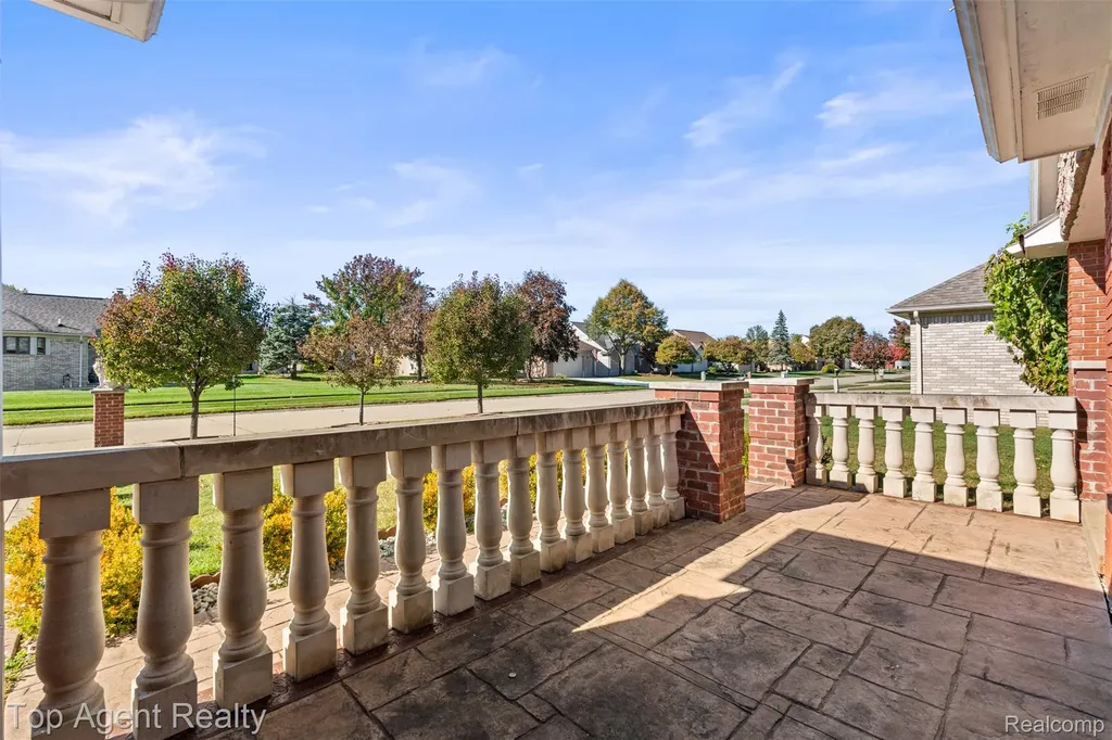 53260 Villa Rosa Drive Macomb Township MI 48042