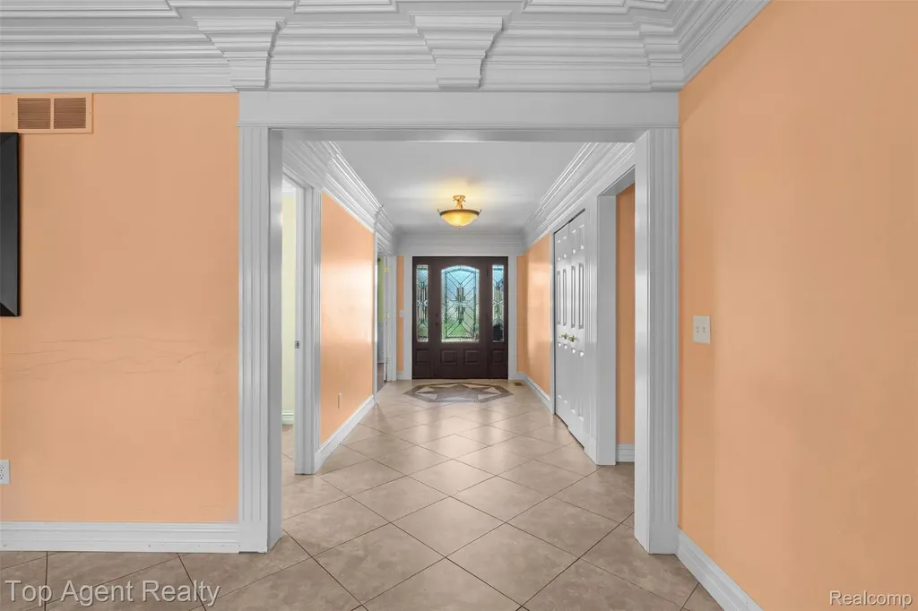 53260 Villa Rosa Drive Macomb Township MI 48042