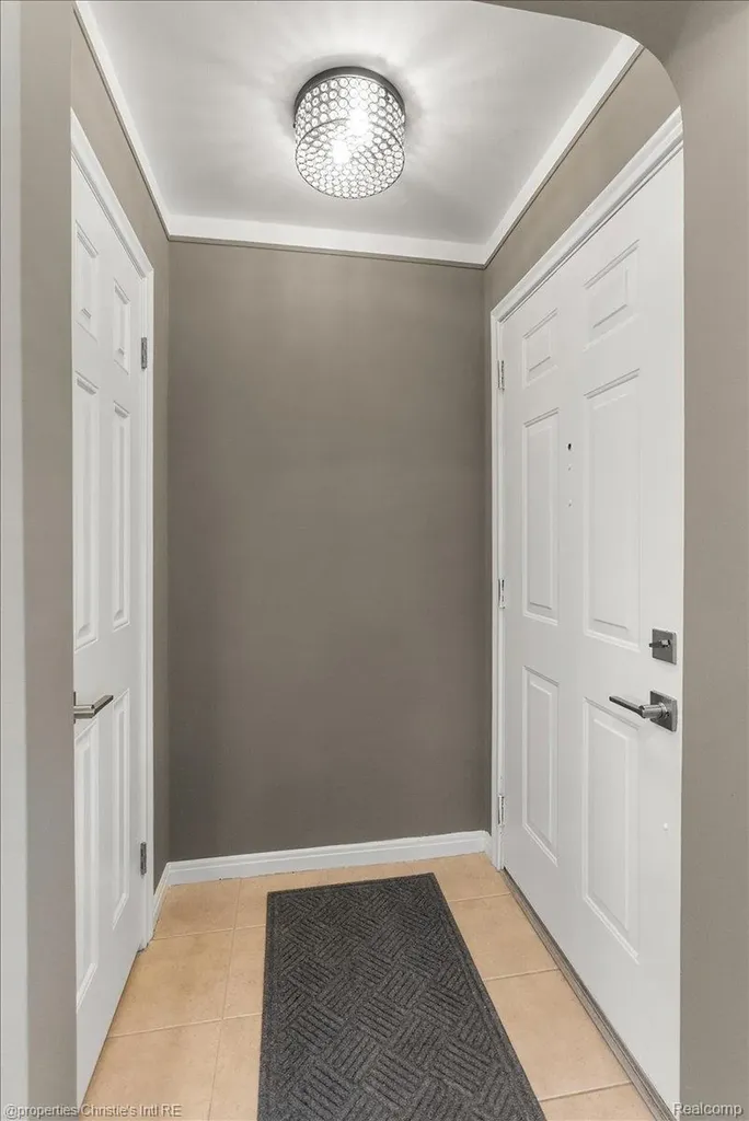 37912 Pointe Rosa Street Harrison Charter Township MI 48045