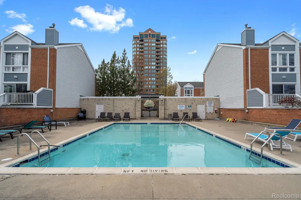 3320 Spinnaker Lane Detroit City MI 48207