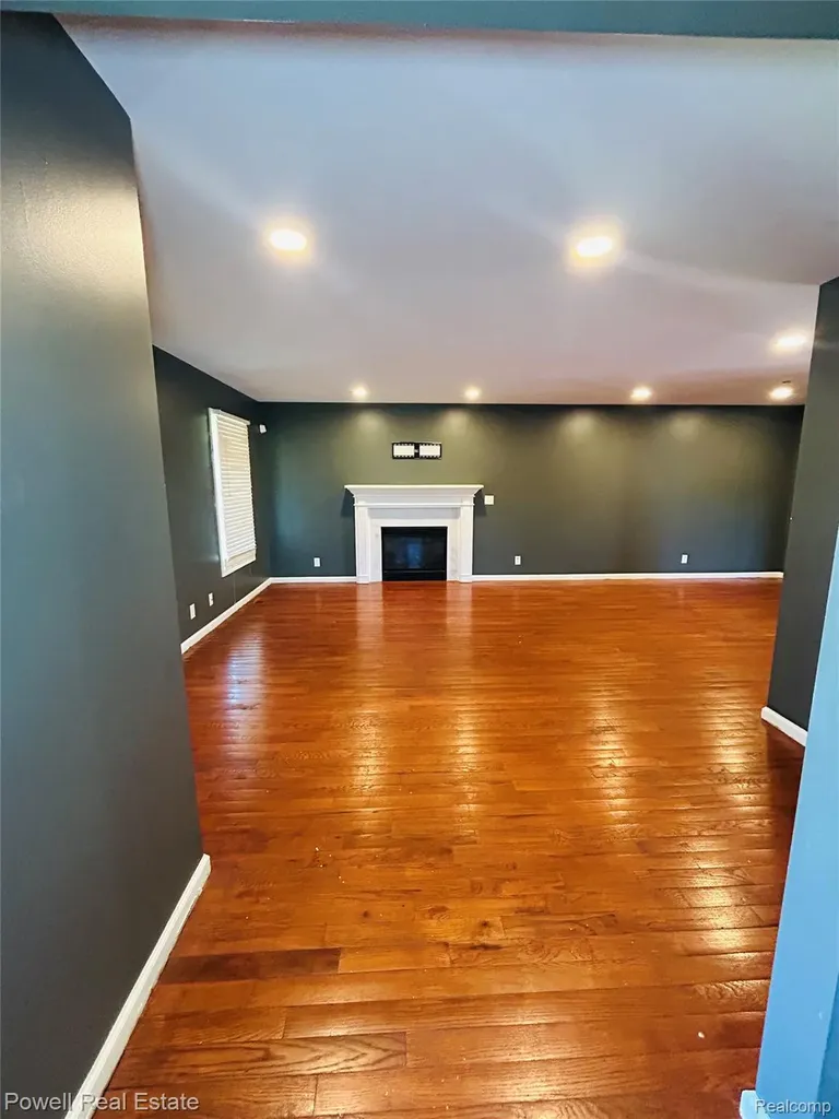2335 Pebble Creek Drive N Flint Charter Township MI 48433