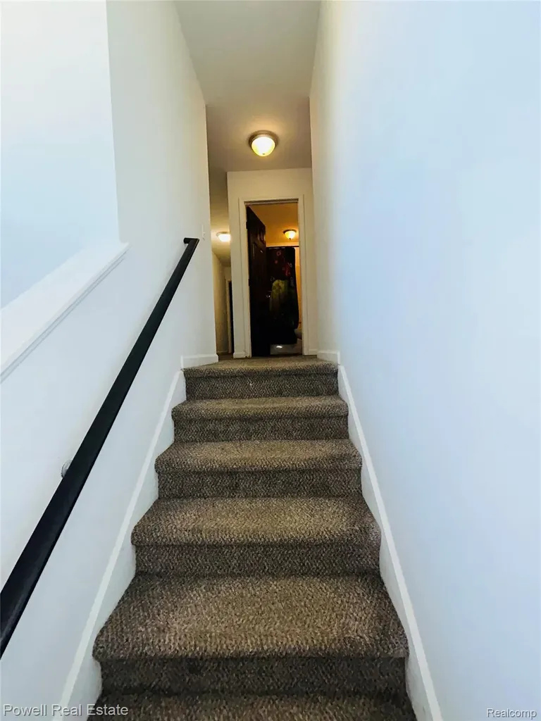 2335 Pebble Creek Drive N Flint Charter Township MI 48433