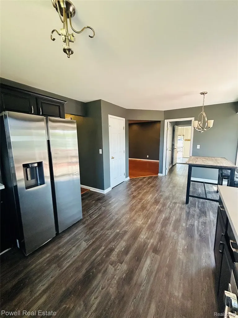 2335 Pebble Creek Drive N Flint Charter Township MI 48433