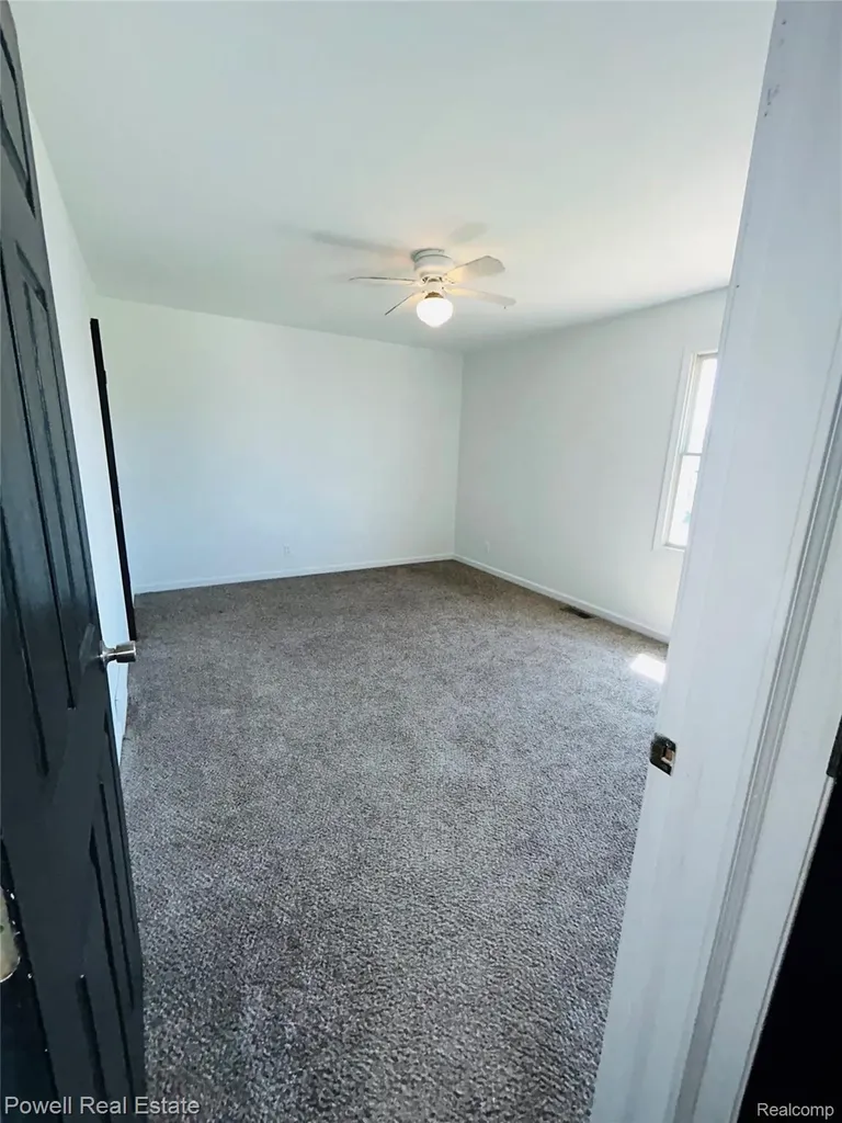 2335 Pebble Creek Drive N Flint Charter Township MI 48433