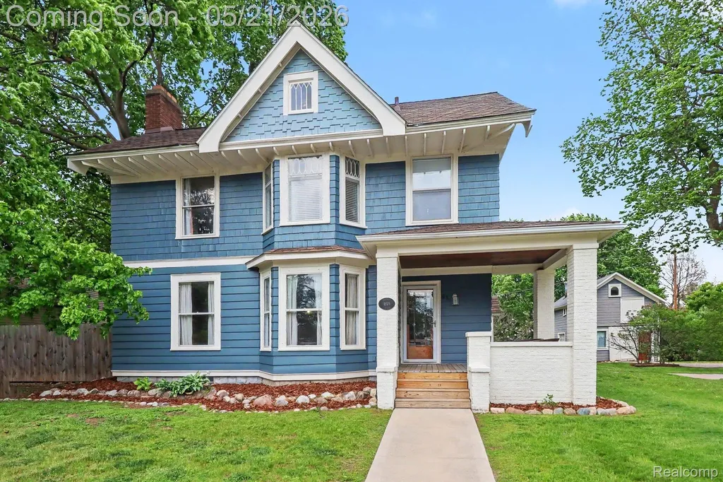 95 Dennison Street Oxford Village MI 48371
