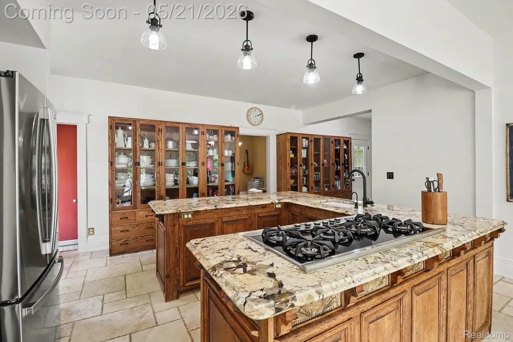 95 Dennison Street Oxford Village MI 48371