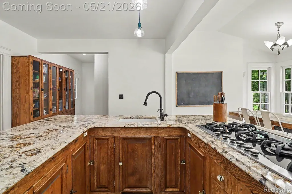 95 Dennison Street Oxford Village MI 48371
