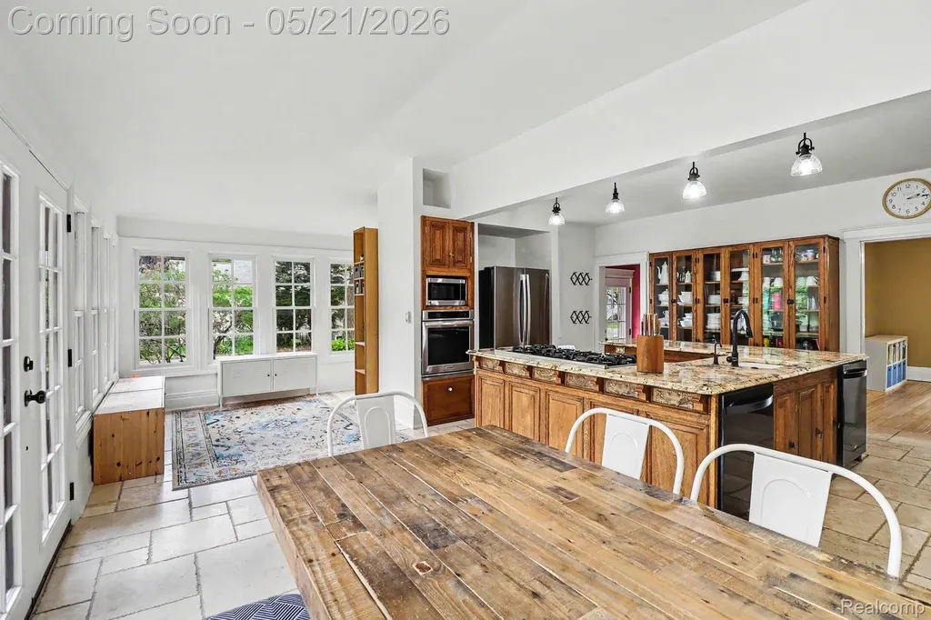 95 Dennison Street Oxford Village MI 48371