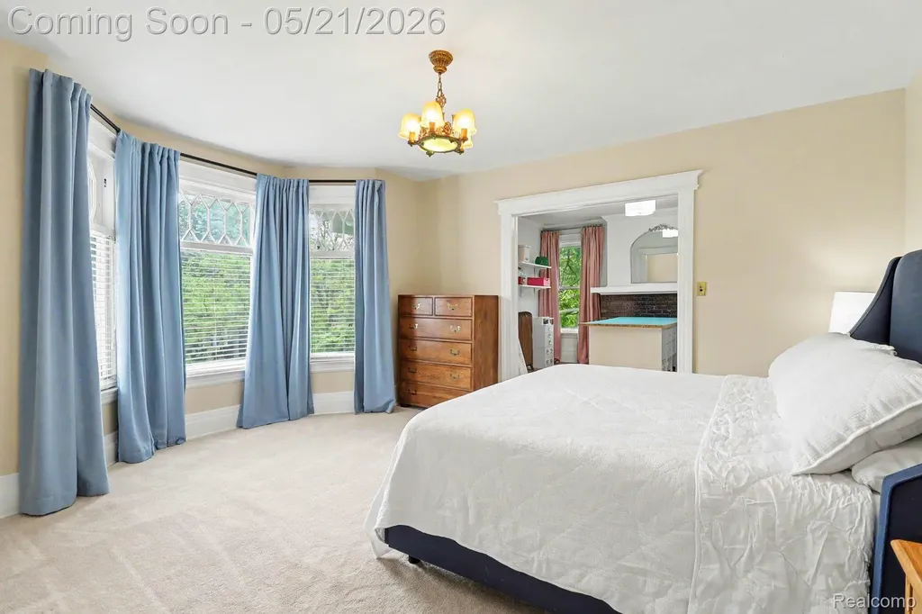95 Dennison Street Oxford Village MI 48371