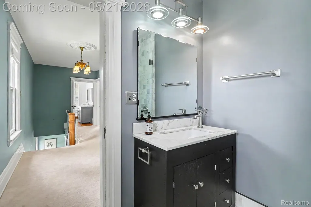 95 Dennison Street Oxford Village MI 48371