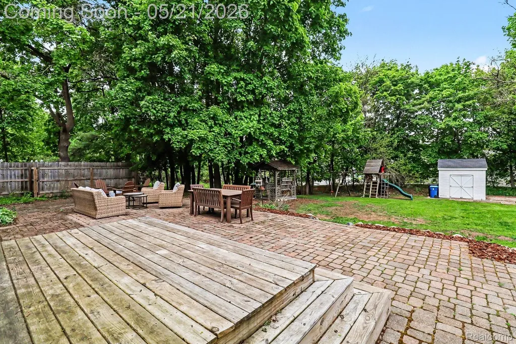 95 Dennison Street Oxford Village MI 48371
