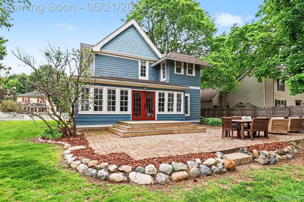 95 Dennison Street Oxford Village MI 48371