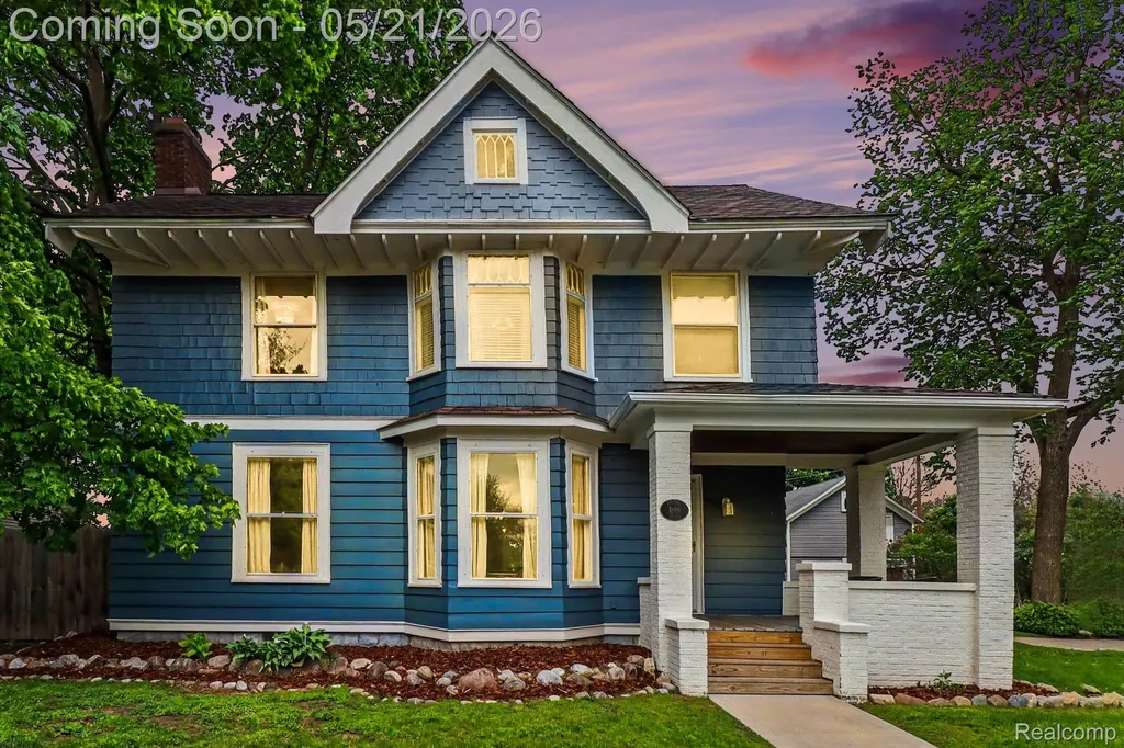95 Dennison Street Oxford Village MI 48371