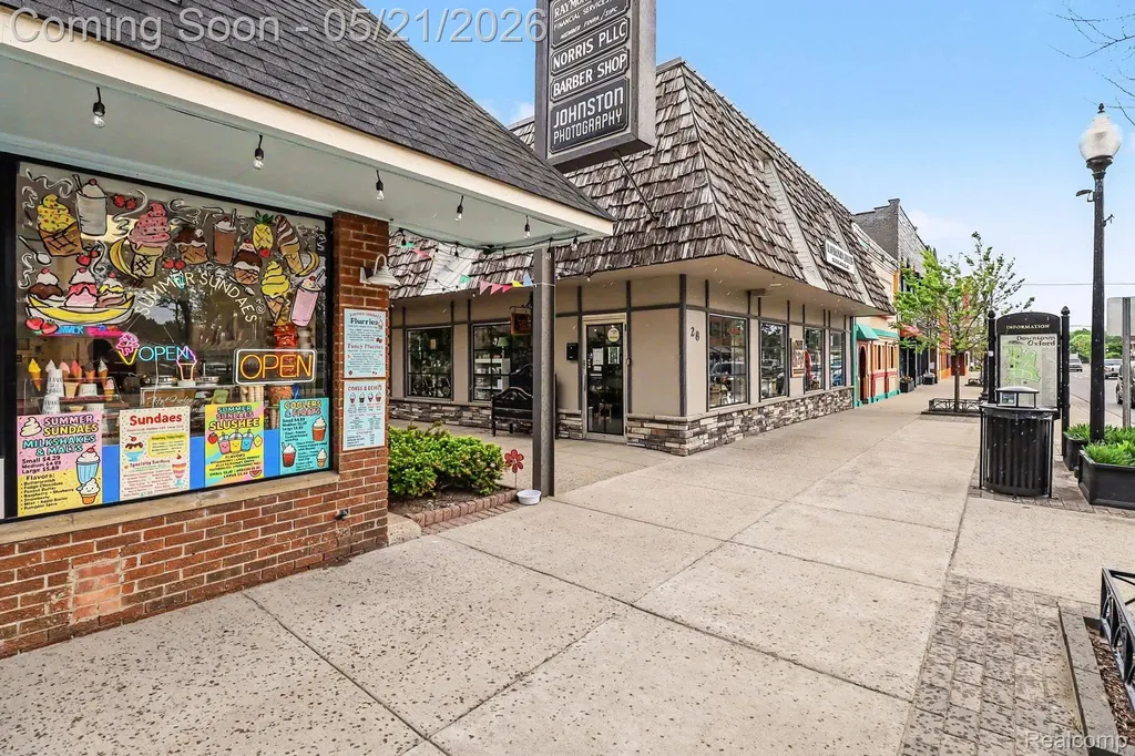 95 Dennison Street Oxford Village MI 48371