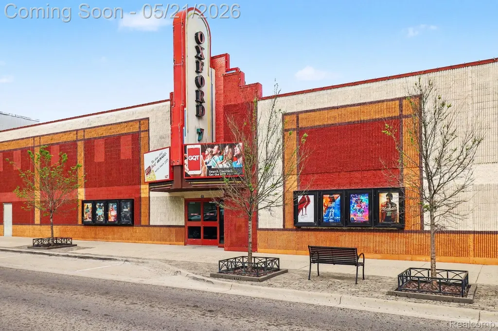 95 Dennison Street Oxford Village MI 48371