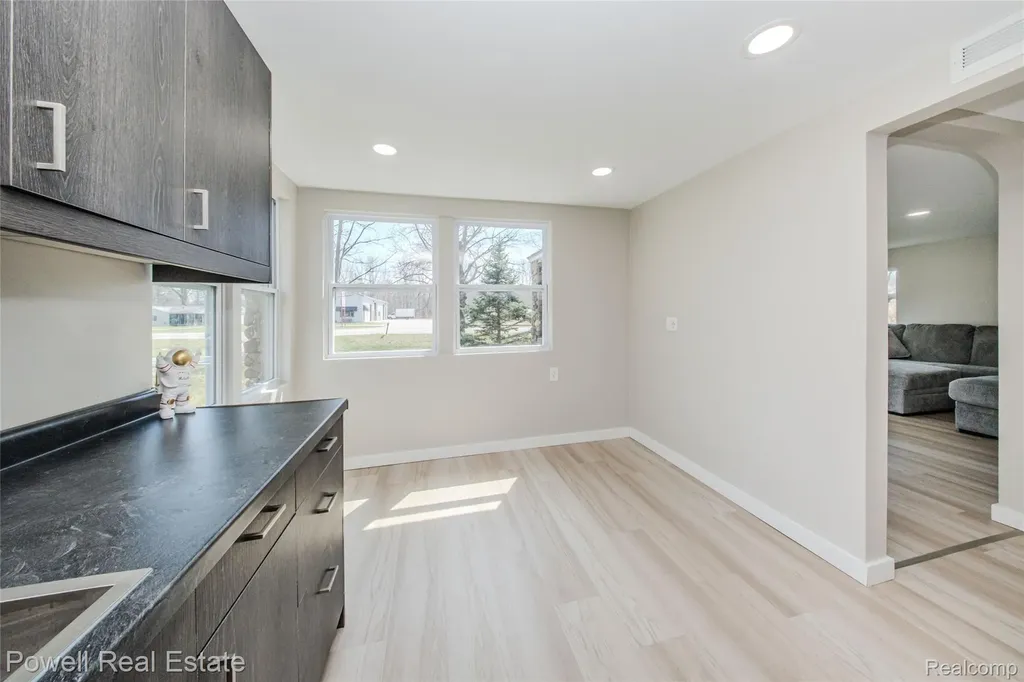 4118 Griswold Road Port Huron City MI 48060