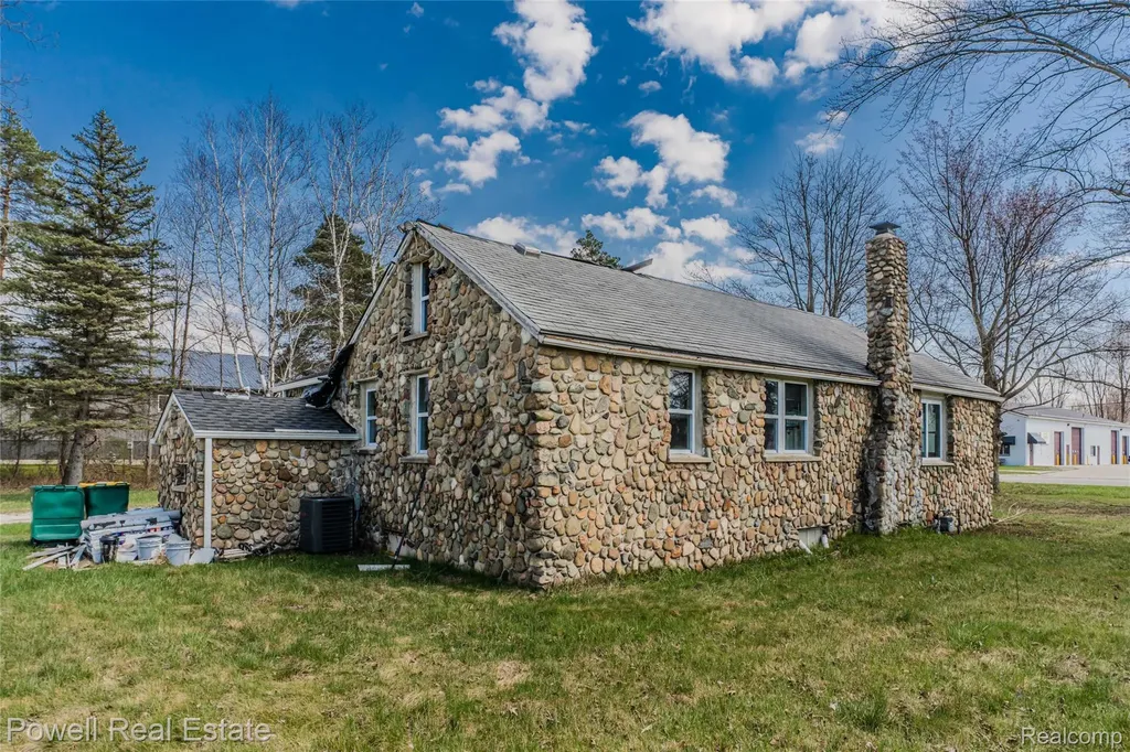 4118 Griswold Road Port Huron City MI 48060