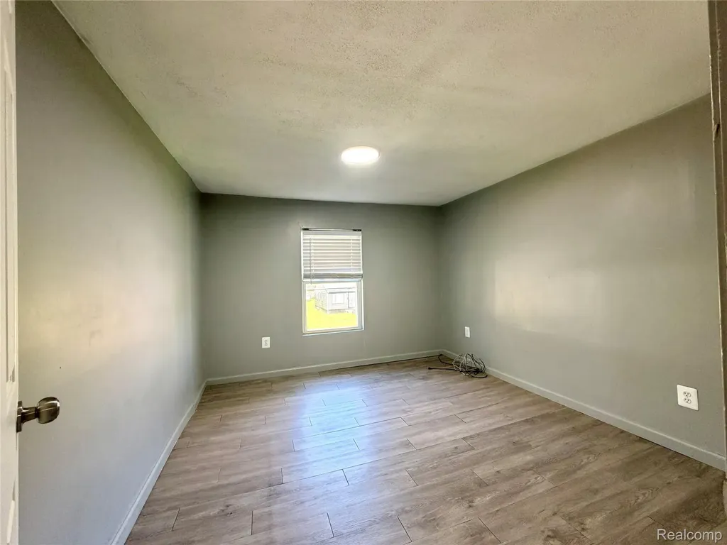 627 Franklin Road Pontiac City MI 48341