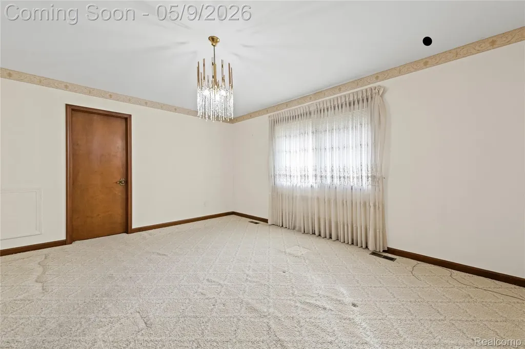 38219 Santa Anna Street Clinton Charter Township MI 48036