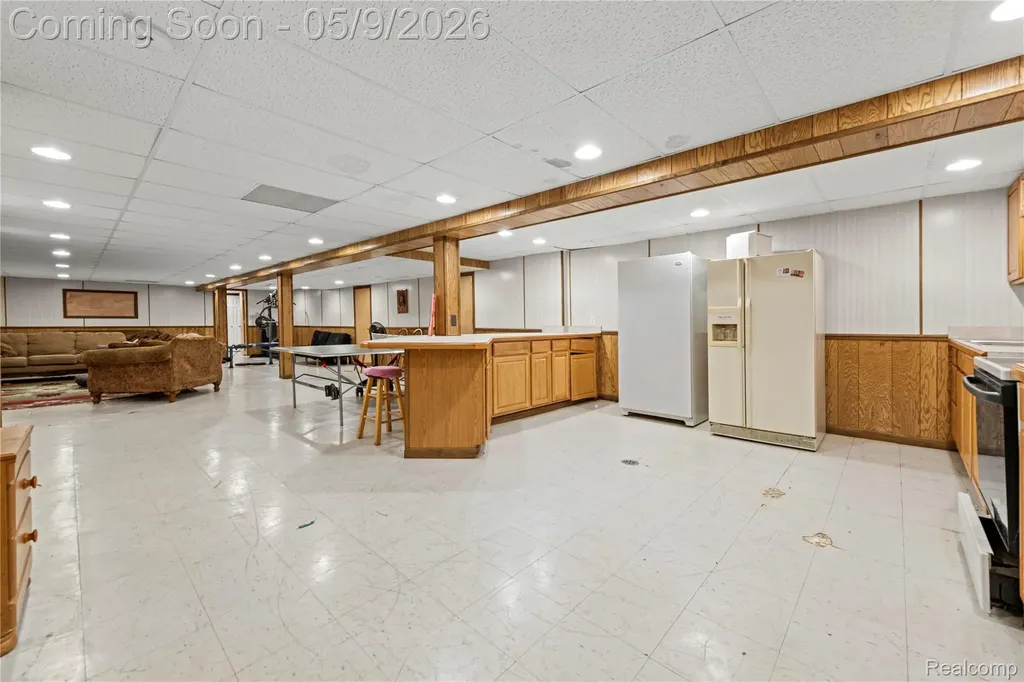 38219 Santa Anna Street Clinton Charter Township MI 48036