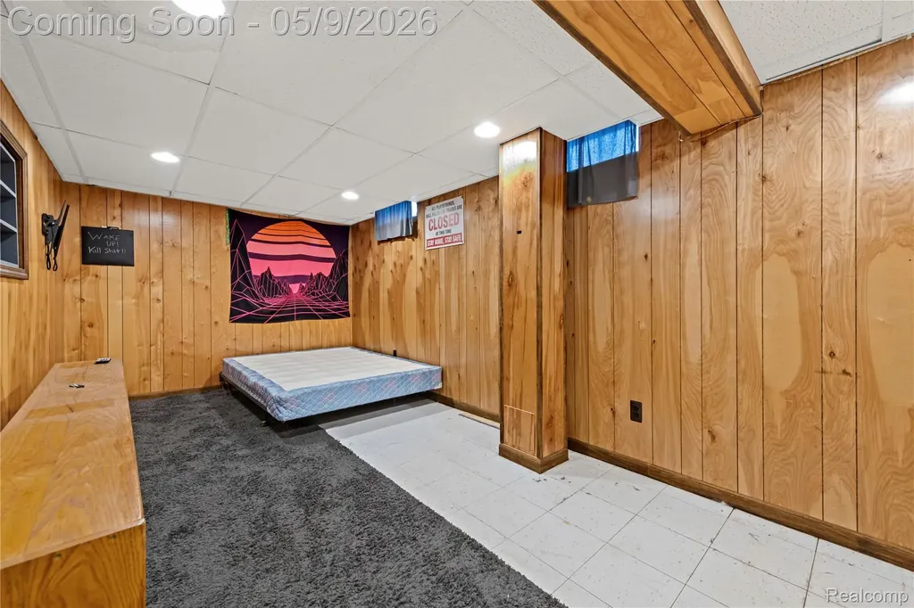 38219 Santa Anna Street Clinton Charter Township MI 48036