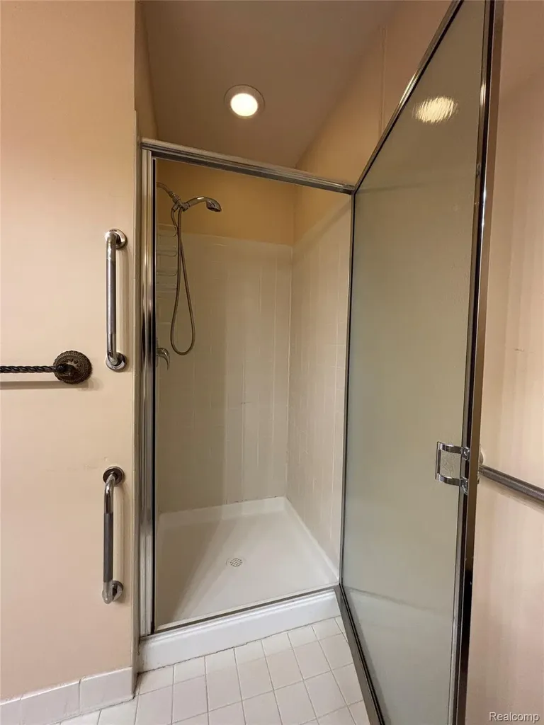 380 Woodhaven Drive Walled Lake City MI 48390