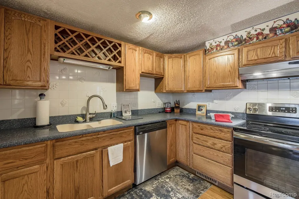 3971 S Shore Drive Elba Township MI 48446