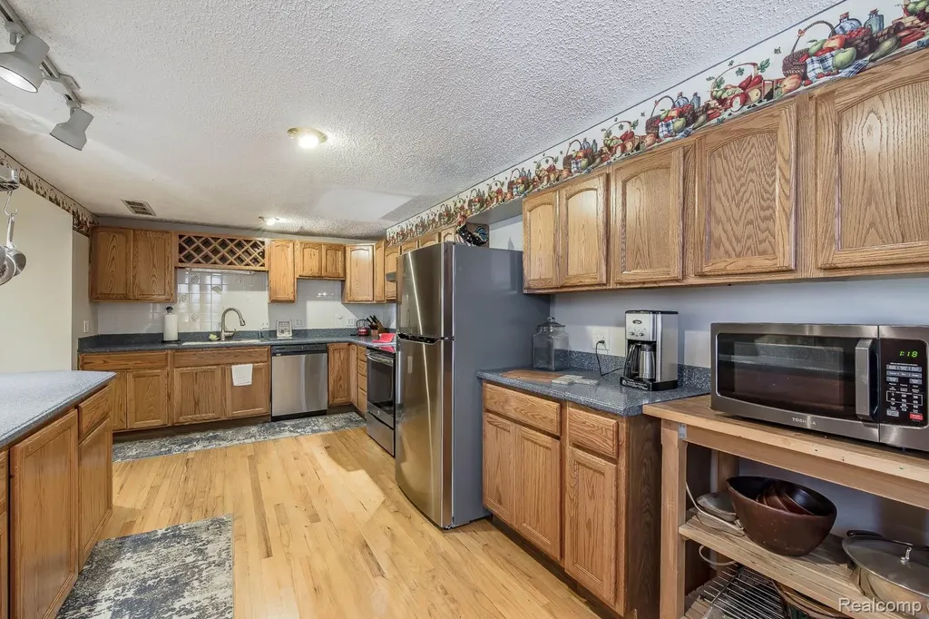 3971 S Shore Drive Elba Township MI 48446