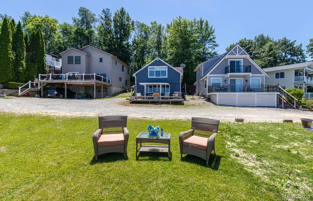 3971 S Shore Drive Elba Township MI 48446