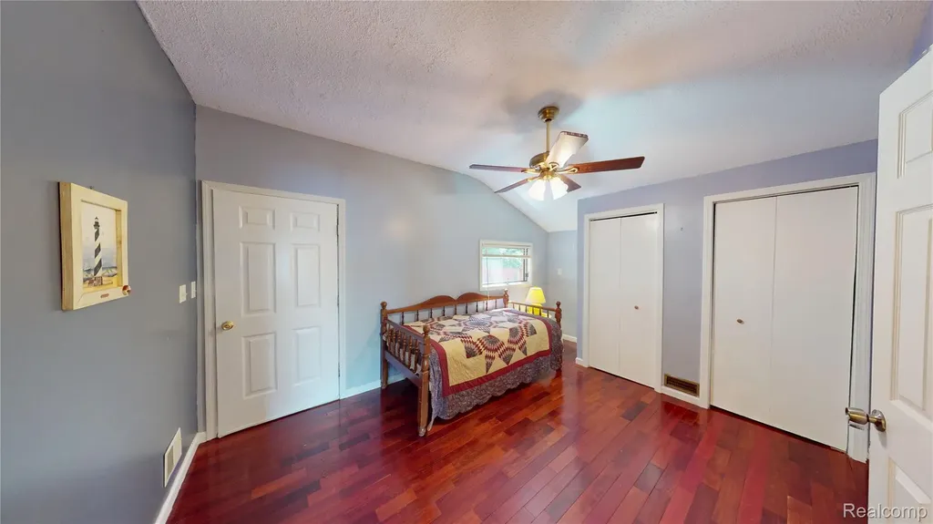 3971 S Shore Drive Elba Township MI 48446