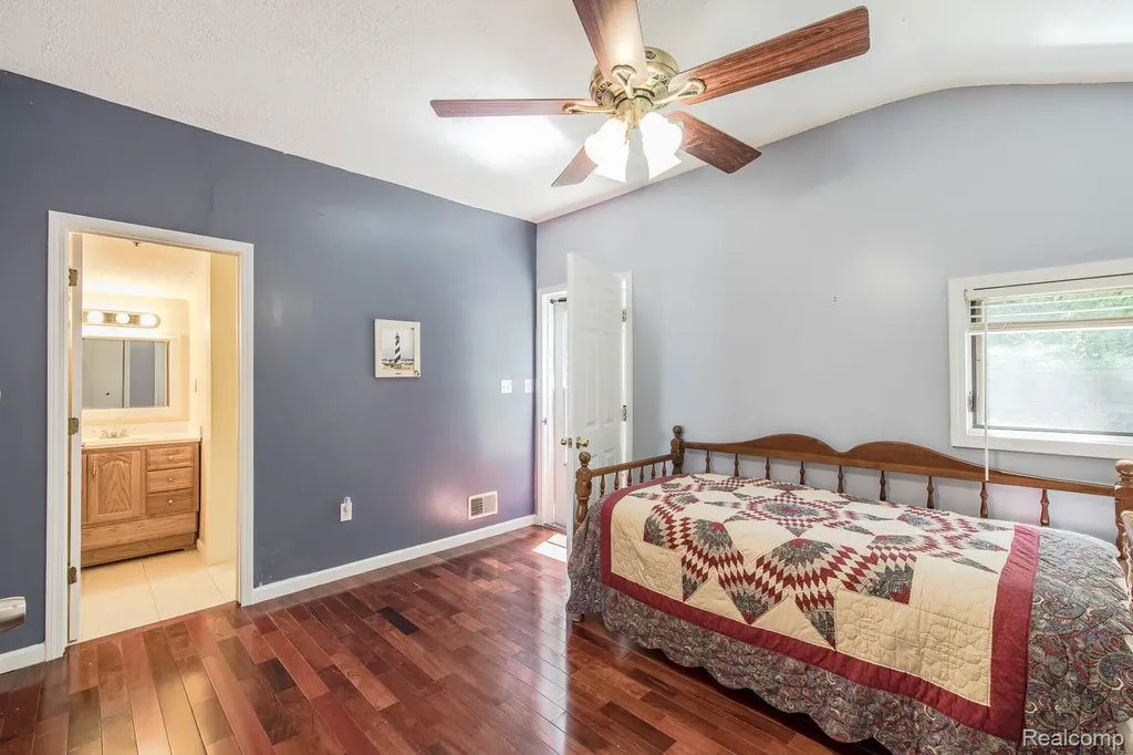 3971 S Shore Drive Elba Township MI 48446