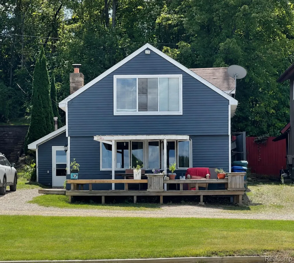 3971 S Shore Drive Elba Township MI 48446