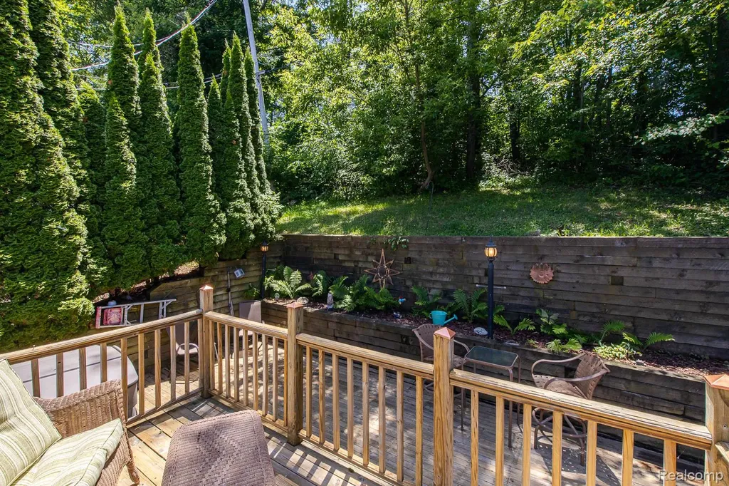3971 S Shore Drive Elba Township MI 48446