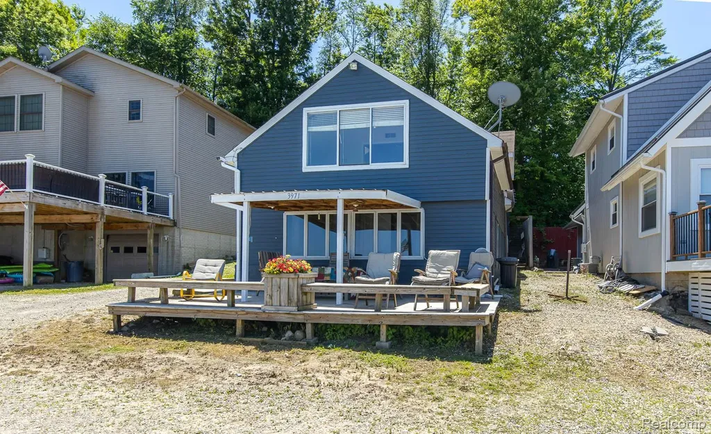 3971 S Shore Drive Elba Township MI 48446