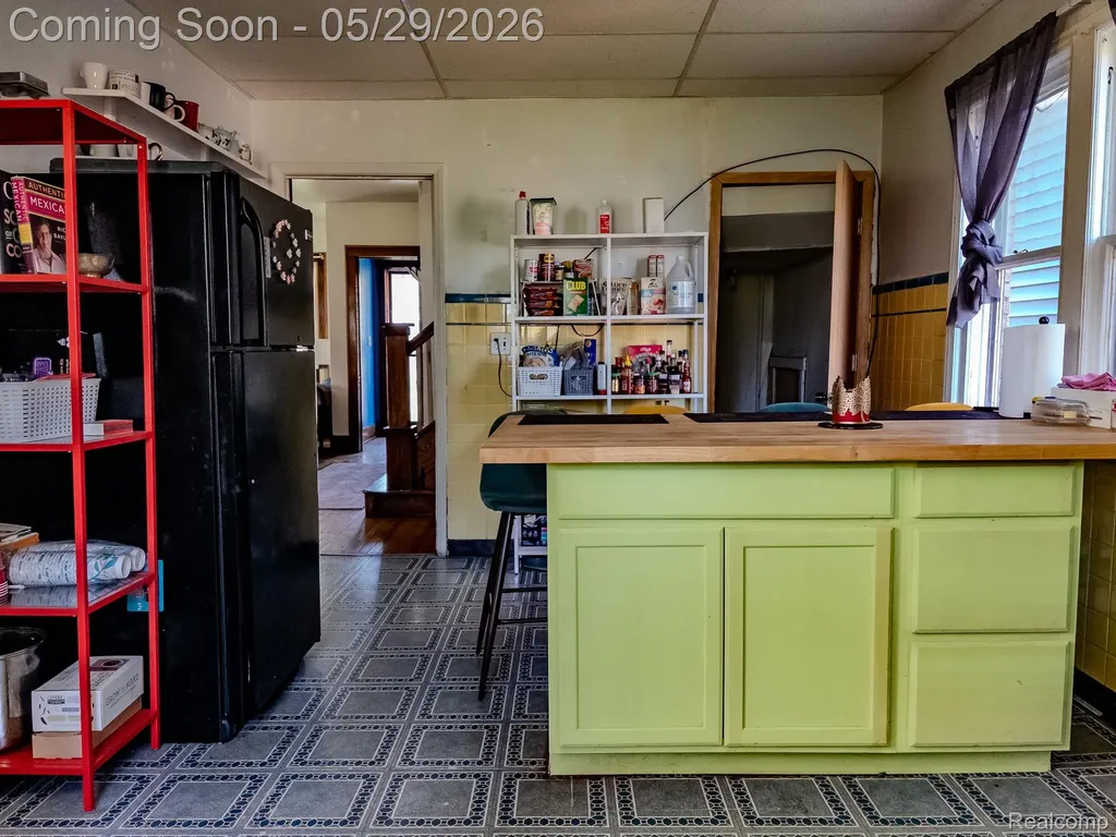3010 Fischer Street Detroit City MI 48214