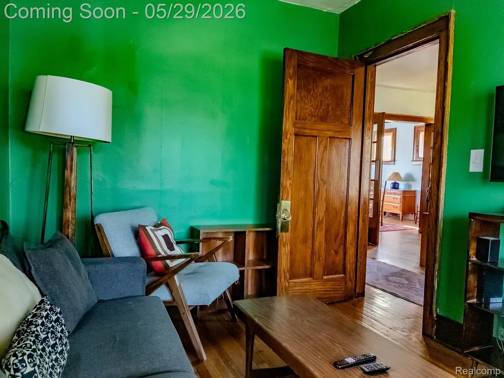 3010 Fischer Street Detroit City MI 48214