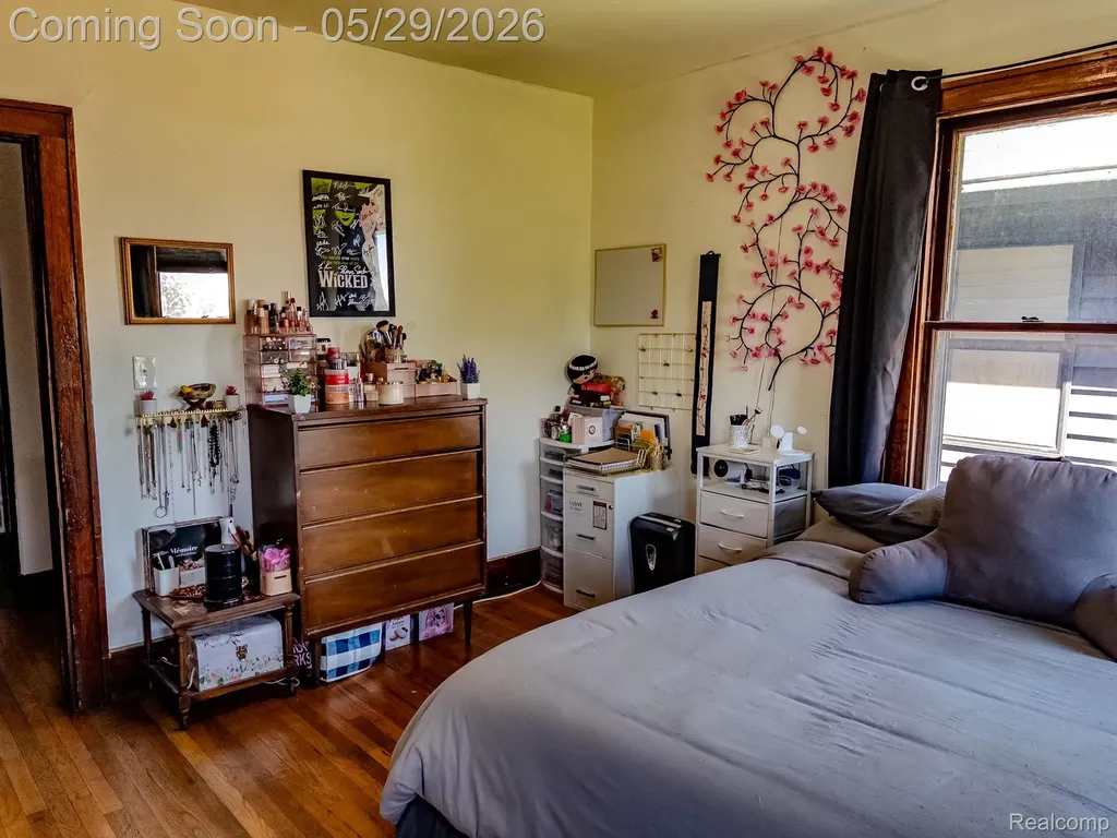 3010 Fischer Street Detroit City MI 48214