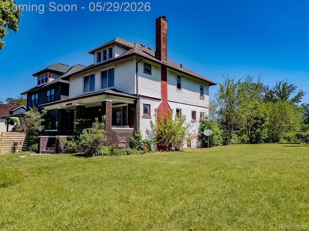 3010 Fischer Street Detroit City MI 48214