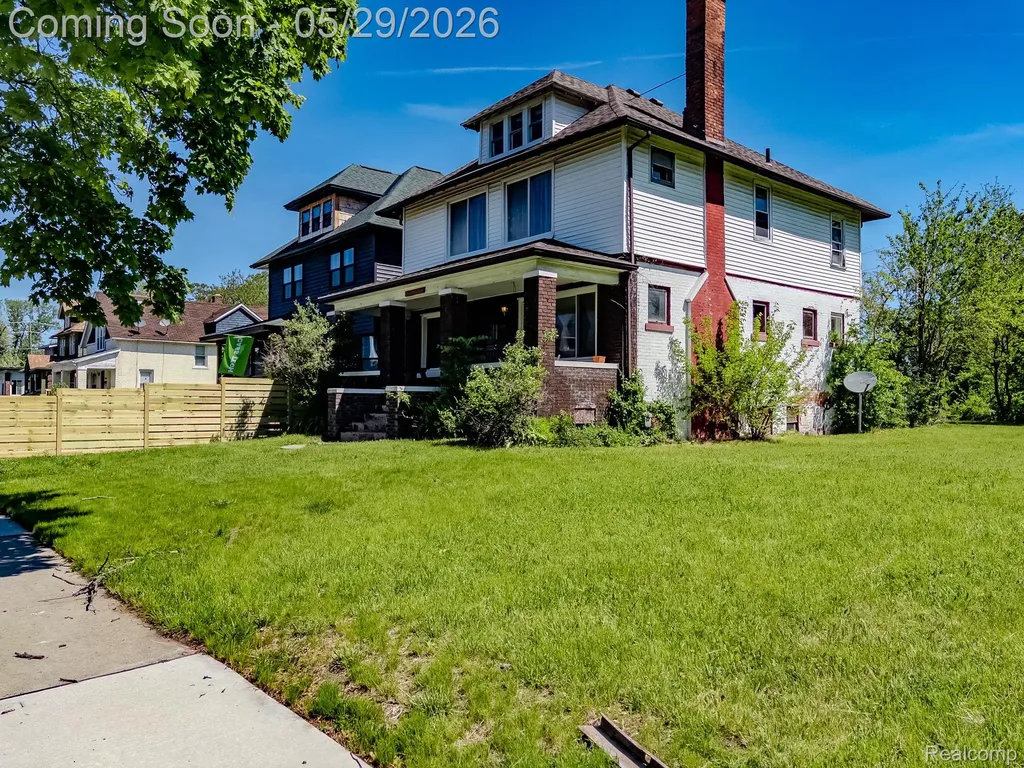 3010 Fischer Street Detroit City MI 48214