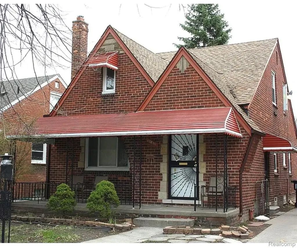 17694 Avon Avenue Detroit City MI 48219