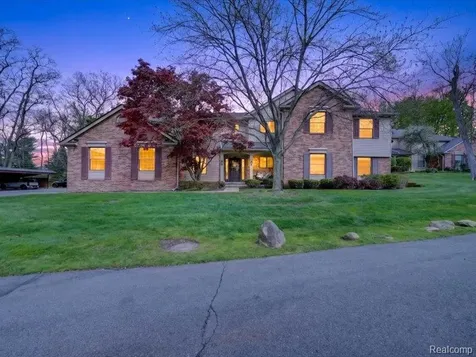 29539 Pine Ridge Circle Farmington Hills City MI 48331