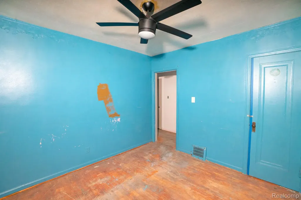 15864 Tracey Street Detroit City MI 48227