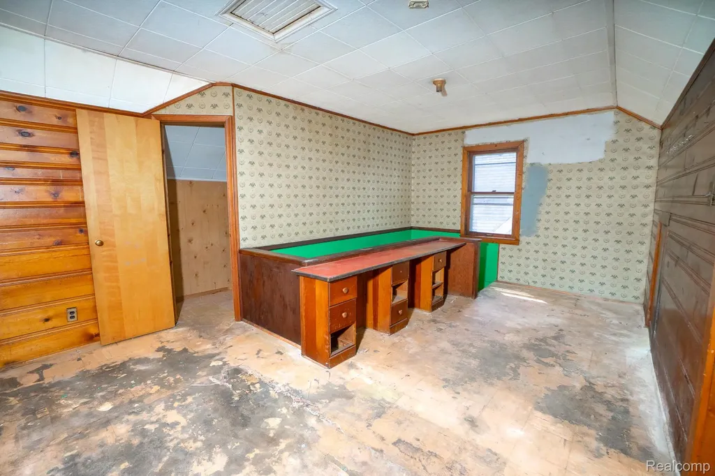 15864 Tracey Street Detroit City MI 48227