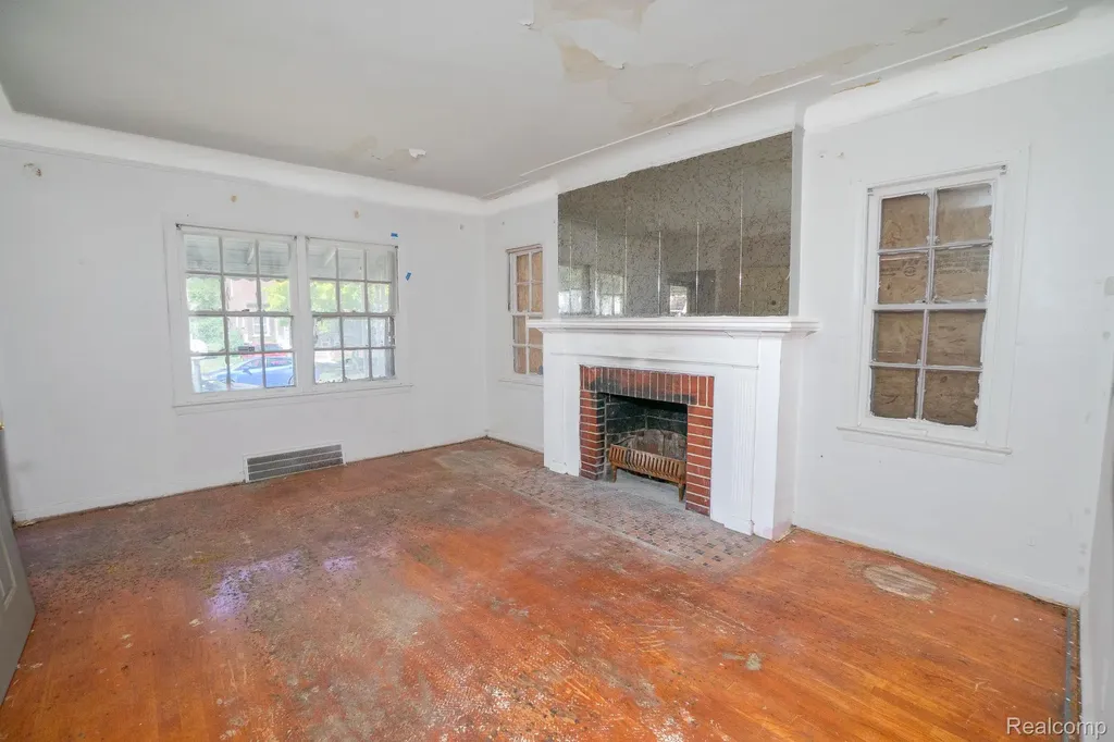 15864 Tracey Street Detroit City MI 48227