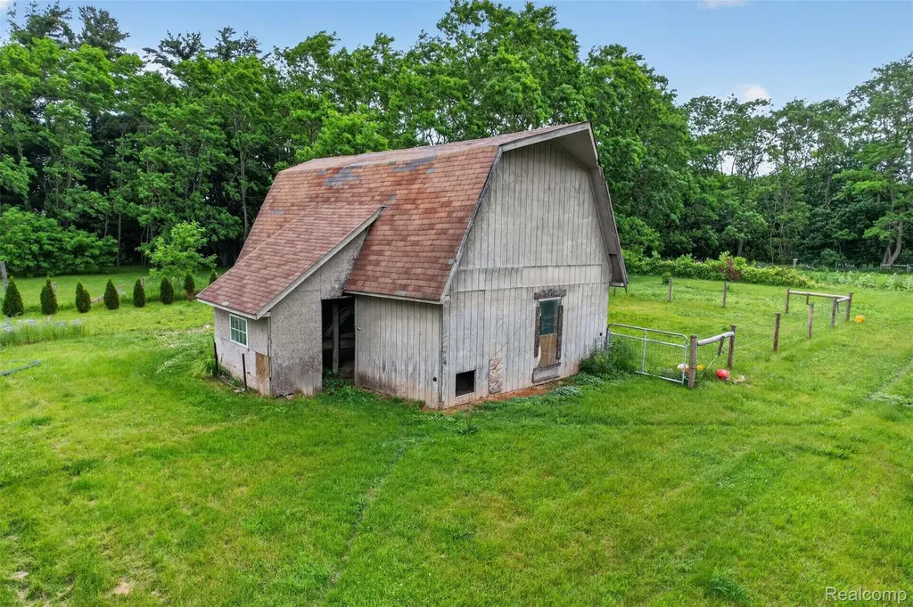 3781 Herd Road Metamora Township MI 48455