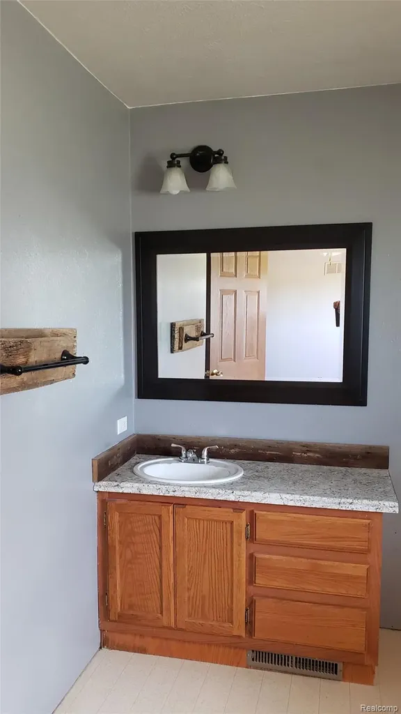 12793 Gibbs Road Springport Township MI 49284