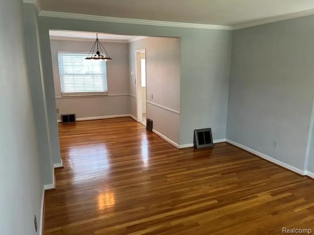 23054 Gary Lane St. Clair Shores City MI 48080