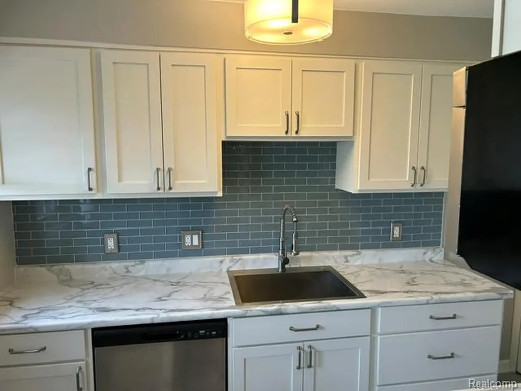 23054 Gary Lane St. Clair Shores City MI 48080