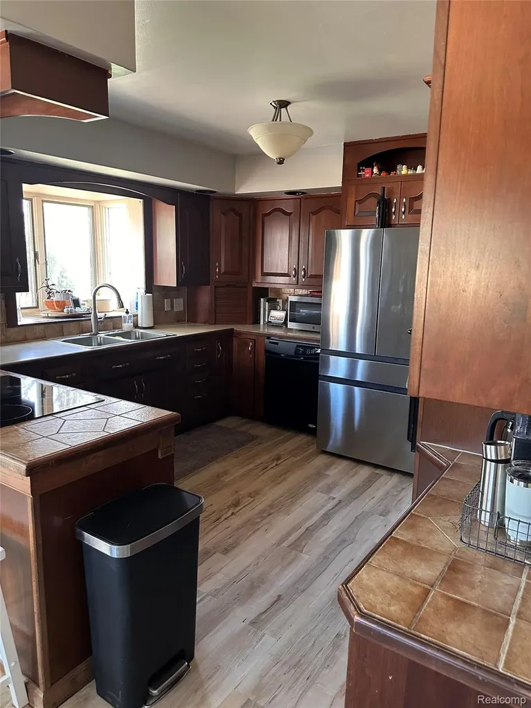 425 Juniper Drive Davison City MI 48423