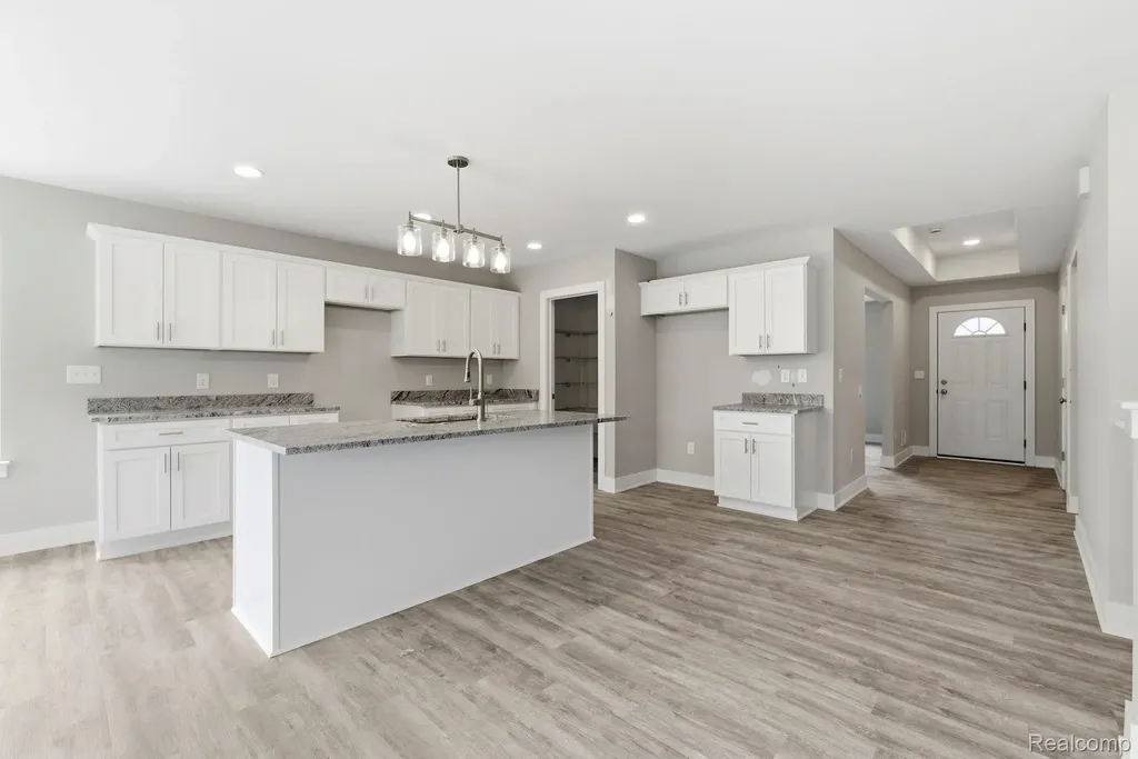 2279 Baltimore Davison City MI 48423